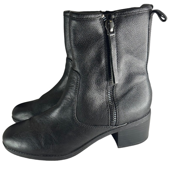 Clarks Women's Nevella Devon Black Leather Side Zip Ankle Boots Size 10 - Picture 3 of 10